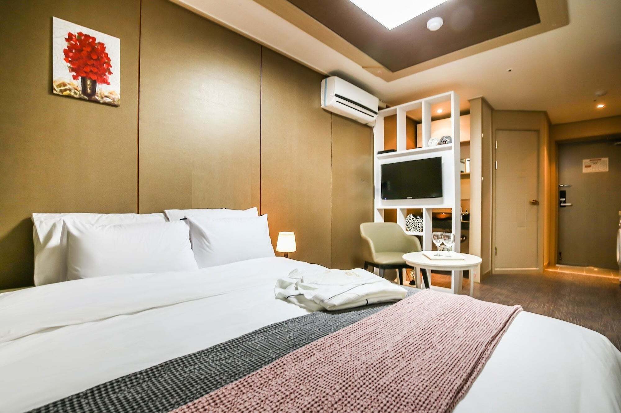 Residence Hotel Line Daejeon Esterno foto